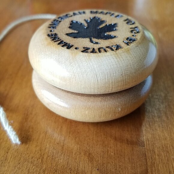 3 pocket games: a Yo-yo, a Fortune Teller Fish and a vintage Marienbad-game NWOT - Picture 3 of 8